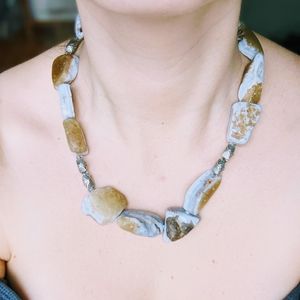 Soothing Agate Necklace